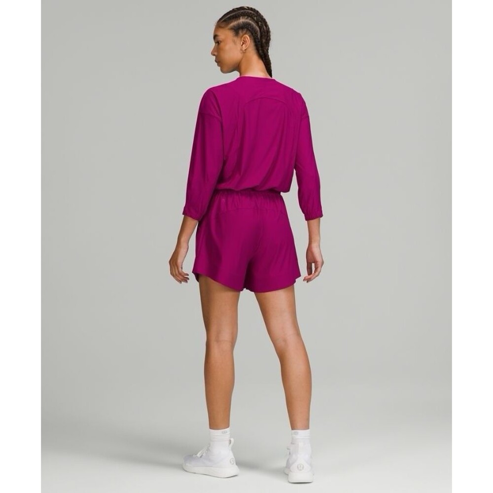 Lululemon Size 6‎ High Neck UVP Zippered Romper Magenta Purple W1CUYS